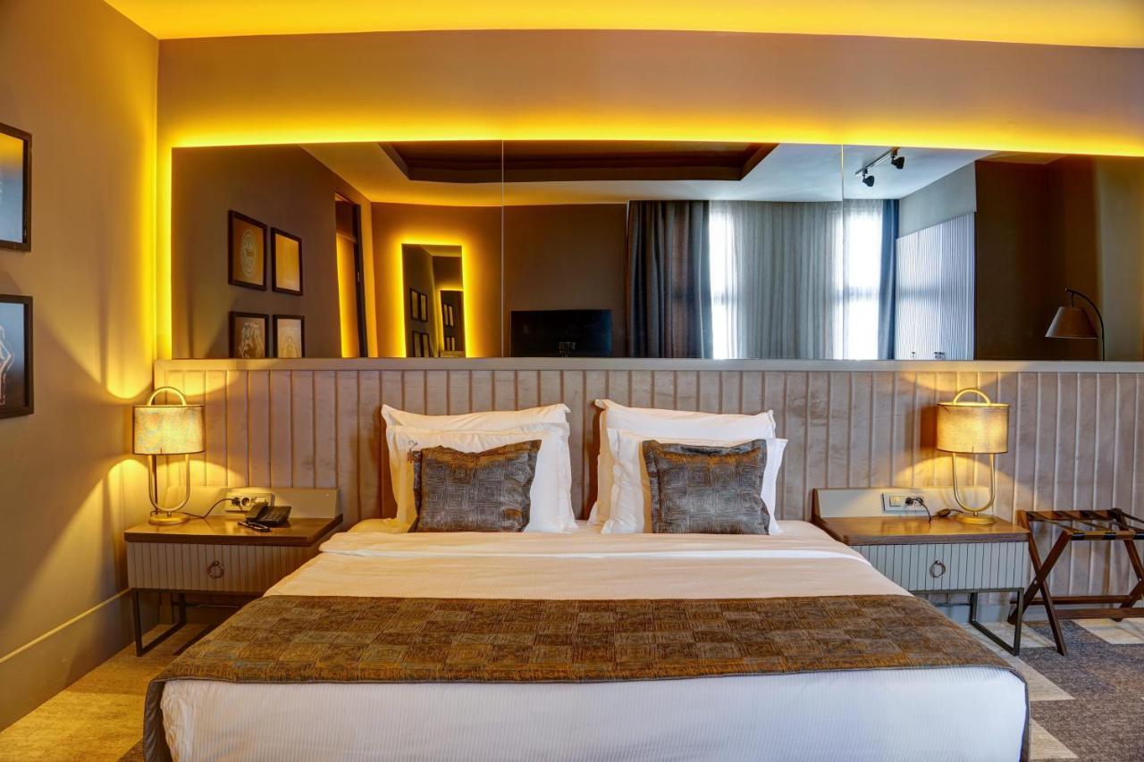 Four Mansions Hotel ไคเซรึ ภายนอก รูปภาพ